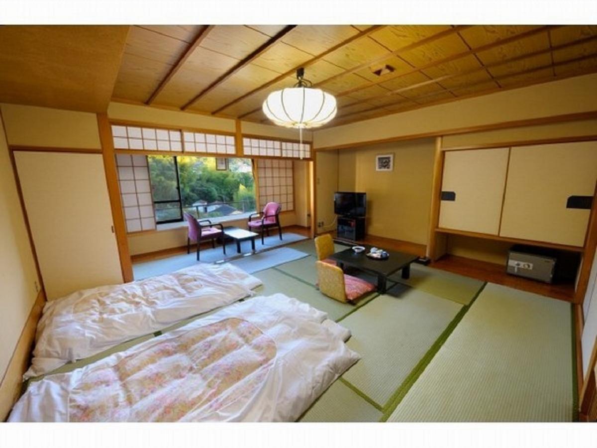 Izu Nagaoka Kinjokan Izunokuni Ngoại thất bức ảnh